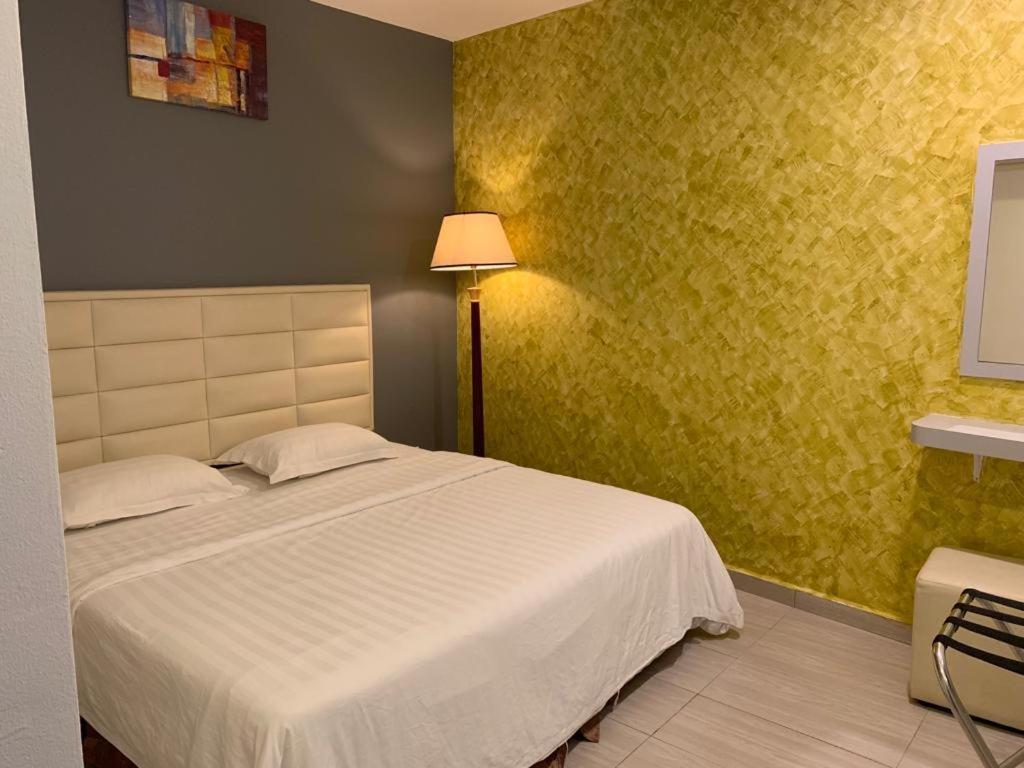 Fortune Hotel Johor Bahru Luaran gambar